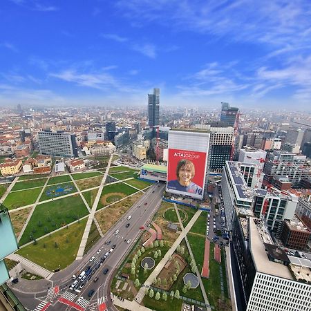 Отель Skyline Solaria Milano Экстерьер фото