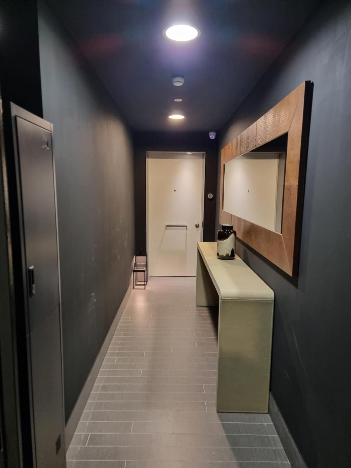 Отель Skyline Solaria Milano Экстерьер фото
