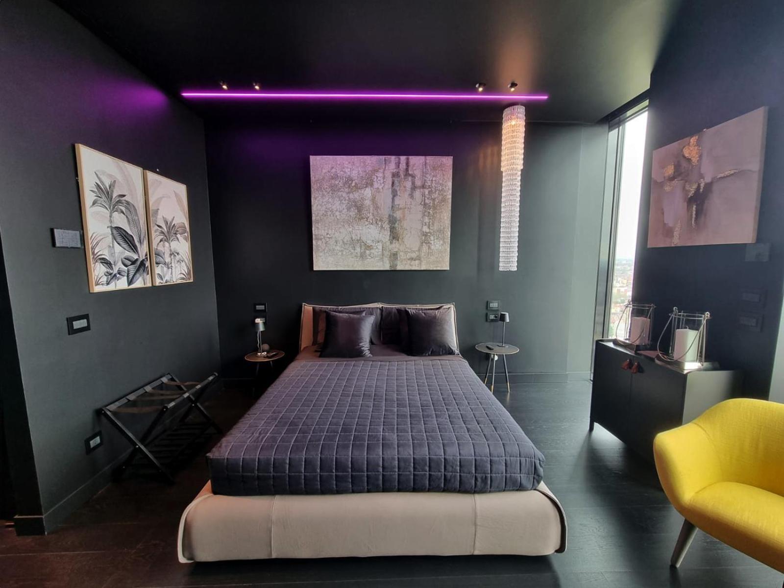 Отель Skyline Solaria Milano Экстерьер фото